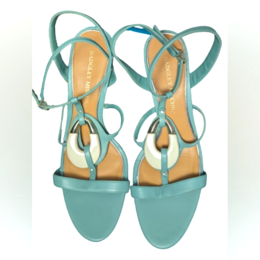 GUC Badgley Mischka Amelia light green leather, platform wedge heel, strappy